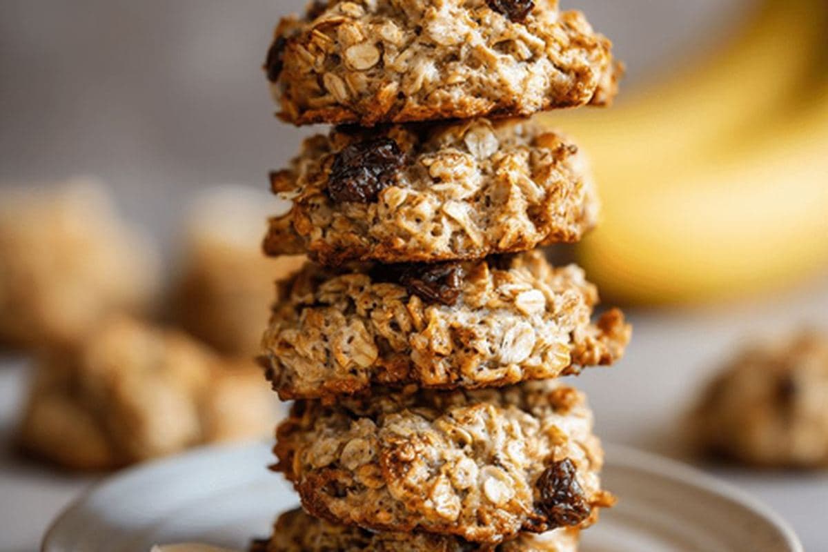 Banana Almond Oat Cookies