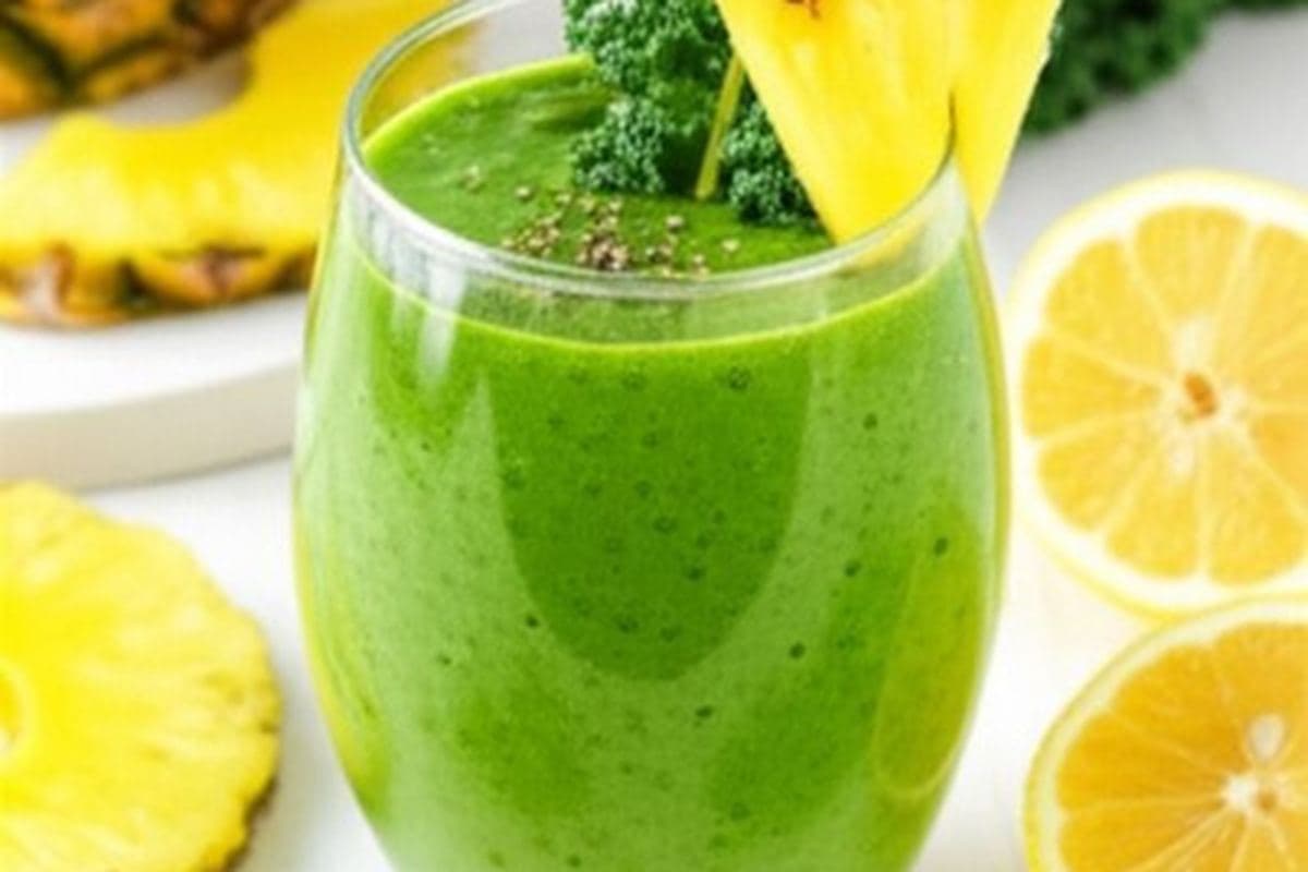Pineapple Kale Energizer Smoothie