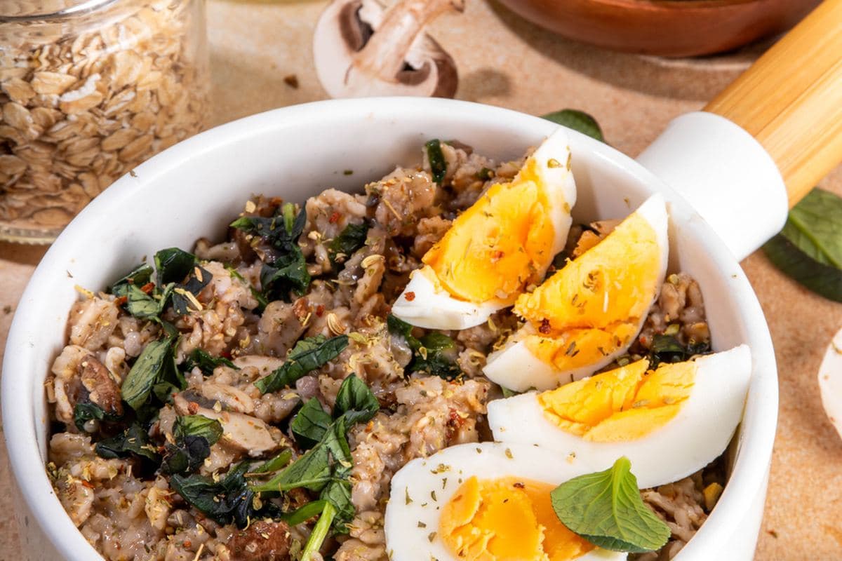 Savory Oatmeal With Spinach & Poached Egg
