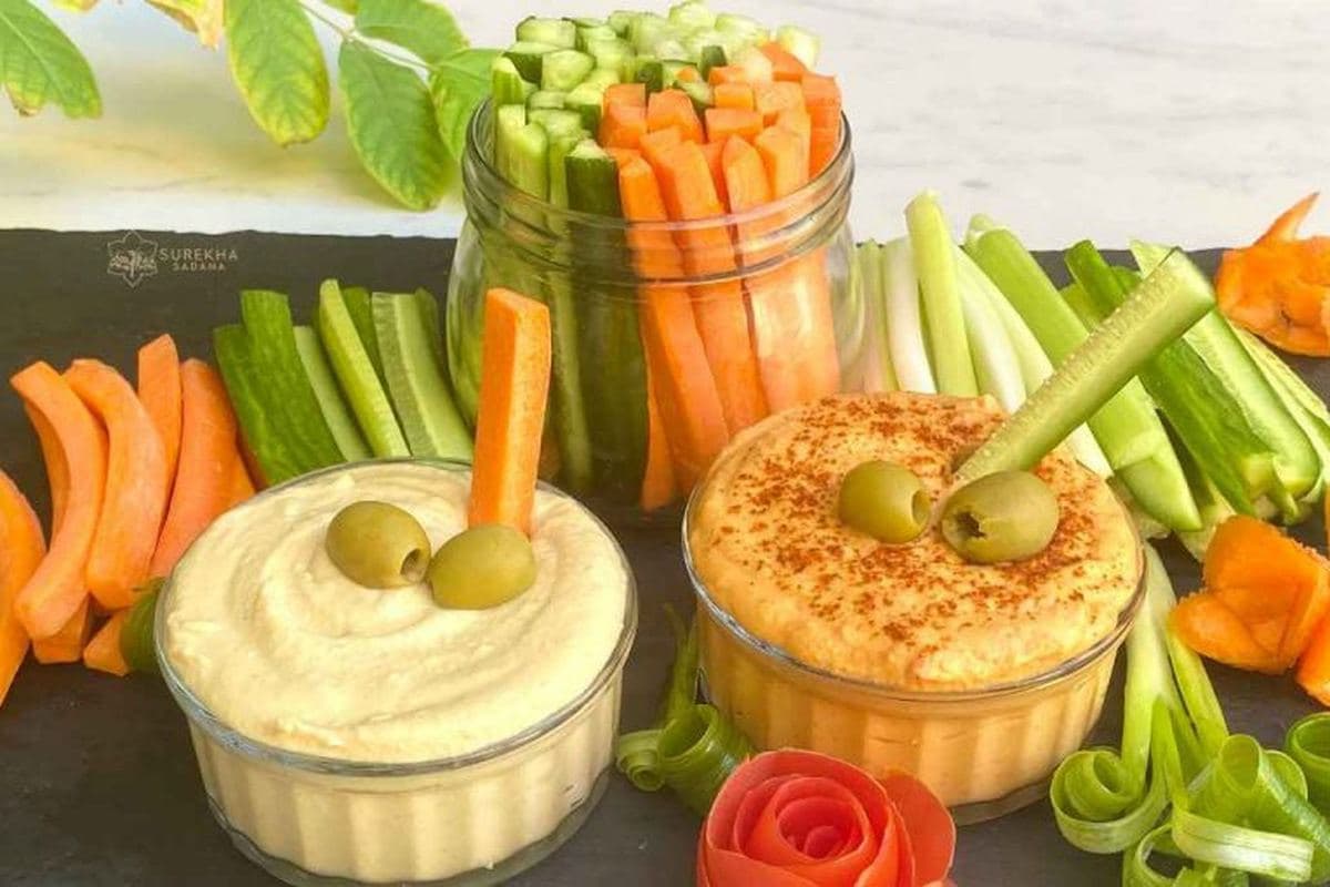 Veggie Sticks With Spicy Tahini Dip